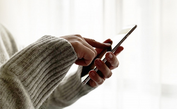 電話またはメールで相談予約